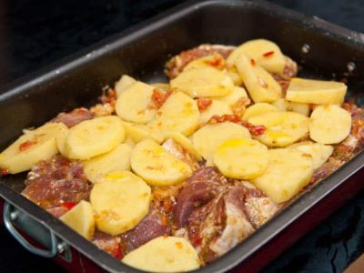lomo-de-cerdo-horneado-con-papas
